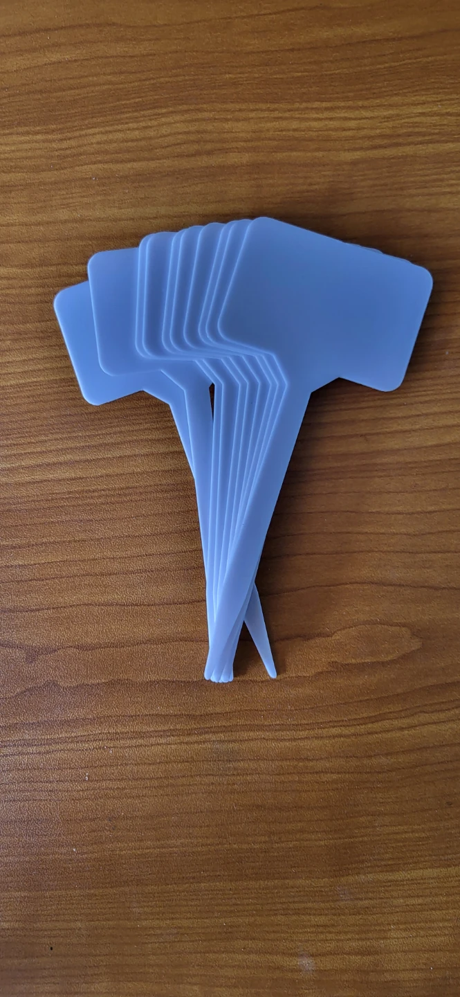 Set of 10 Plastic Plant Labels