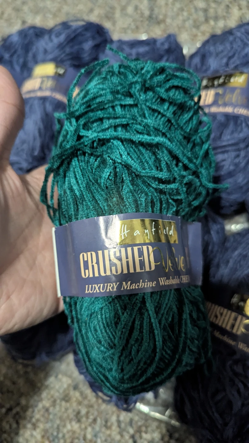 Hayfield Crushed Velvet DK Yarn - 12 Balls - photo 3