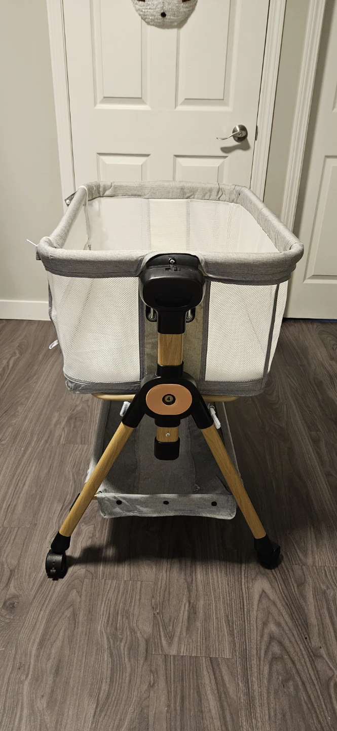 Infant Bassinet Sleeper with Storage Shelf - photo 2