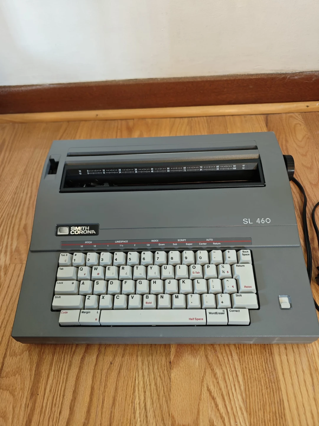 Smith Corona SL 460 Electronic Typewriter