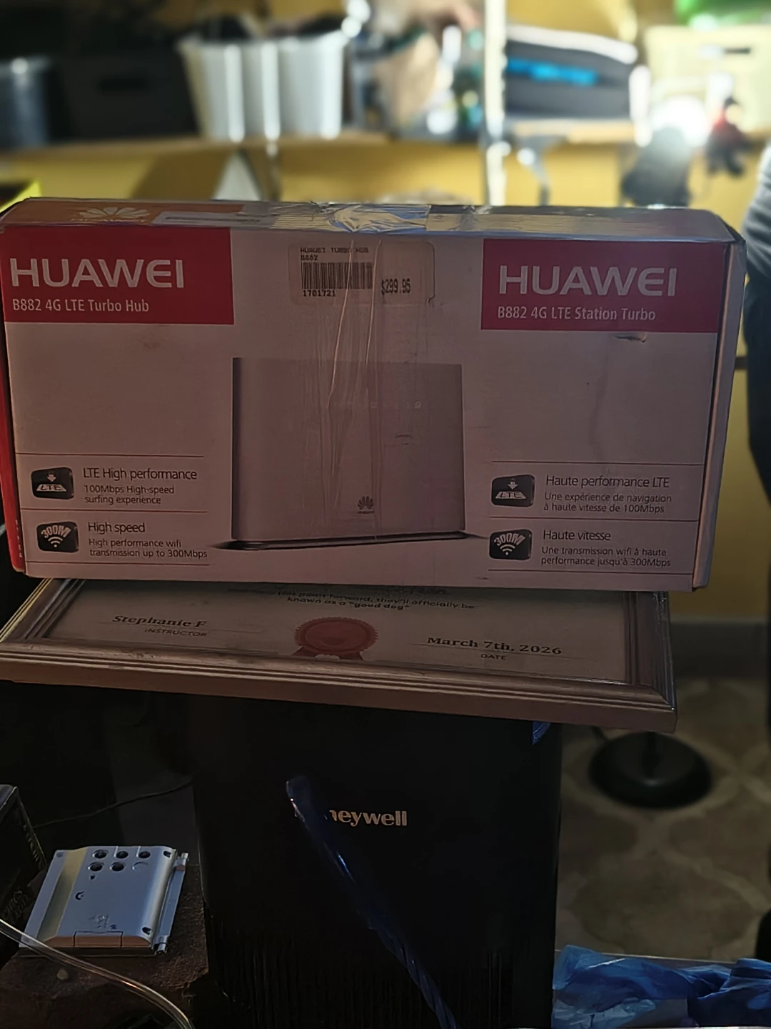 HUAWEI B882 4G LTE Turbo Hub Station