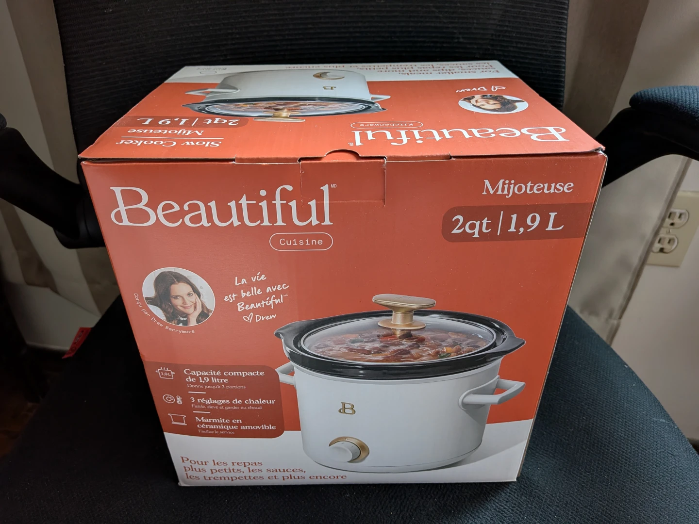 Brand New Beautiful Cuisine Slow Cooker 2qt/1.9L