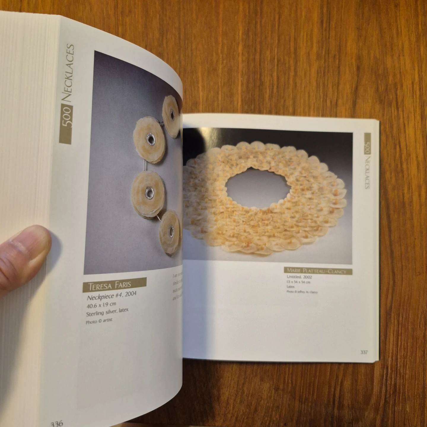 "500 Necklaces" Published by Lark Books - photo 3