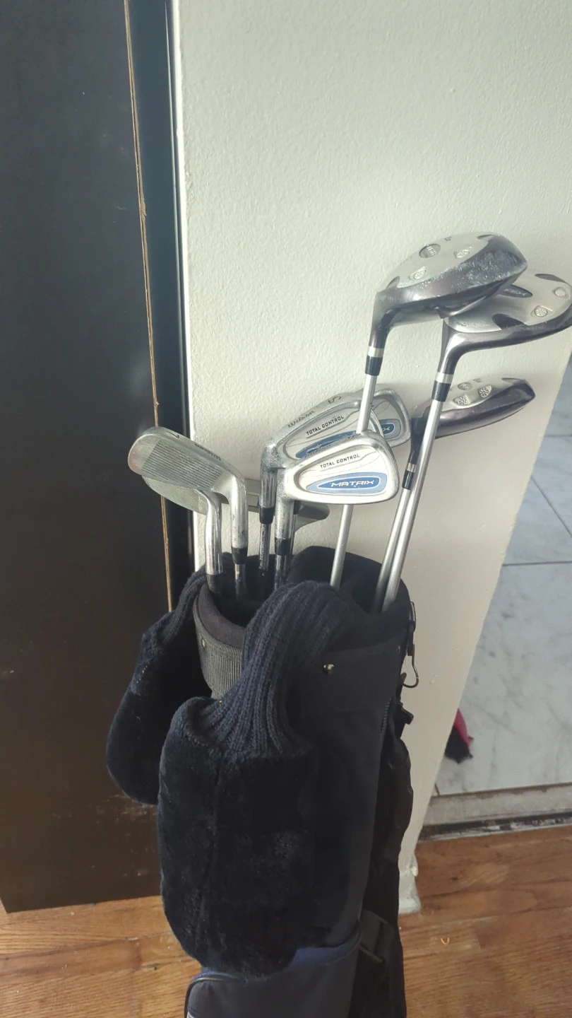 Wilson Matrix Fairway 3 golf club and golf bag set - photo 2