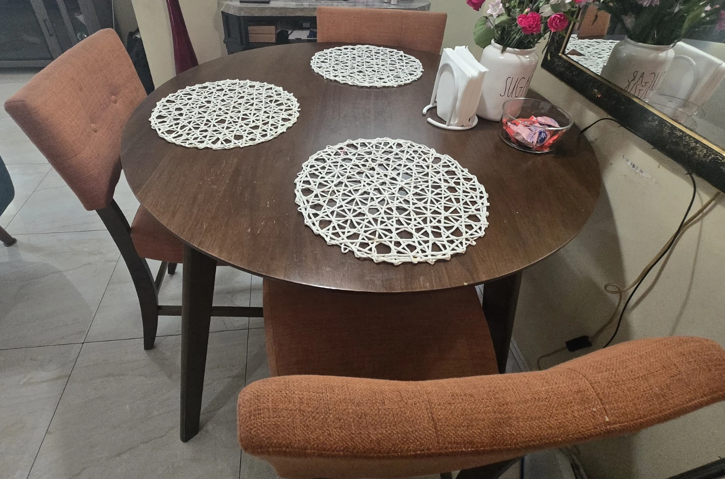 Comedor de madera con 3 sillas - photo 3