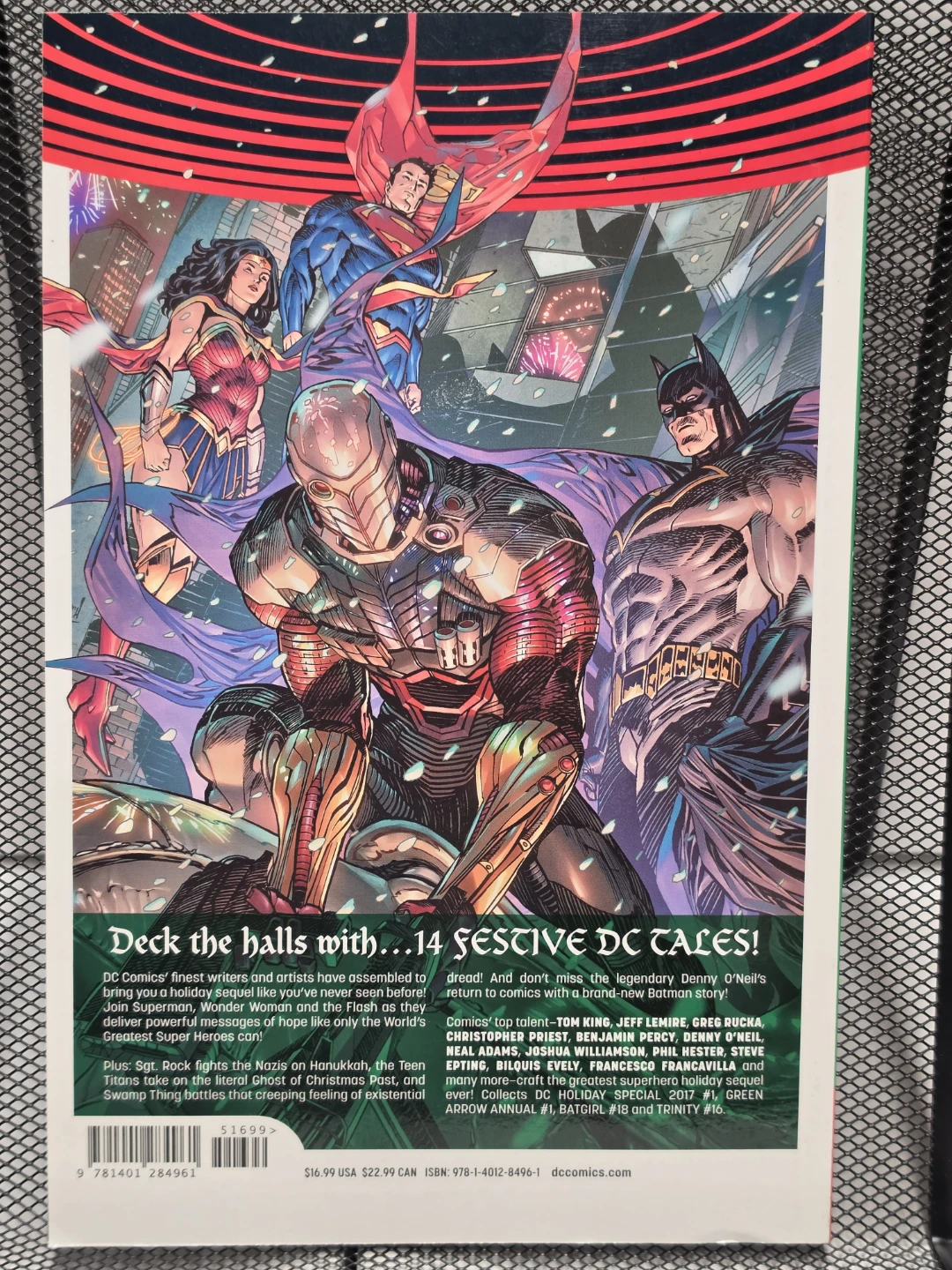 DC Comics A Very DC Rebirth Holiday Sequel Graphic Novel - photo 2