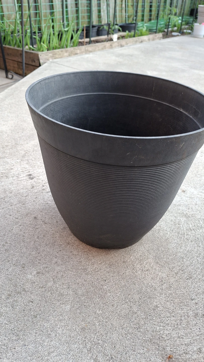 ETI Plastic Plant Pot
