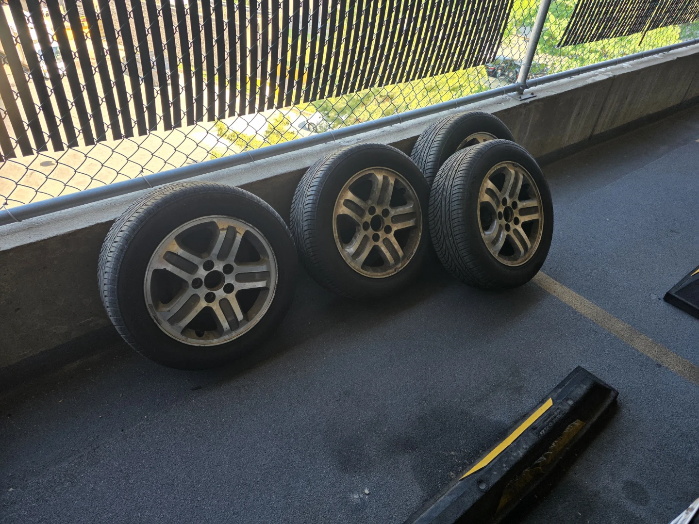 16" 02-06 honda pilot wheels with tires 5×114.3 lug