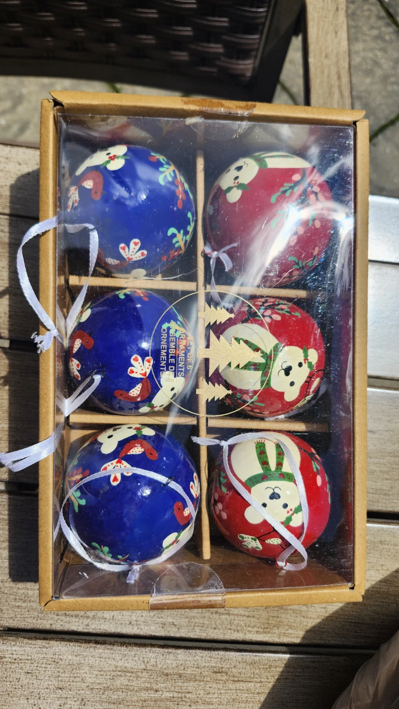 Christmas Ornaments - Set of 6 + free bundles