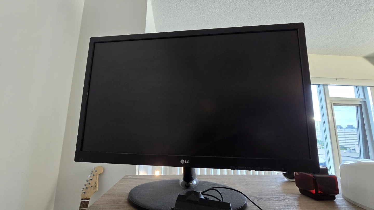 LG Monitor
