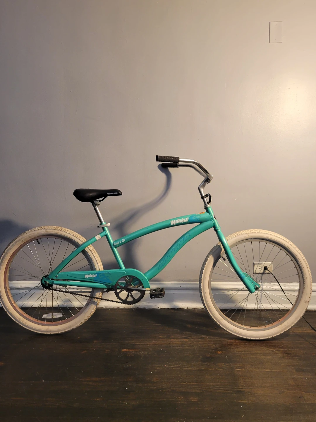 Magna "Waikiki" Cruiser Bike