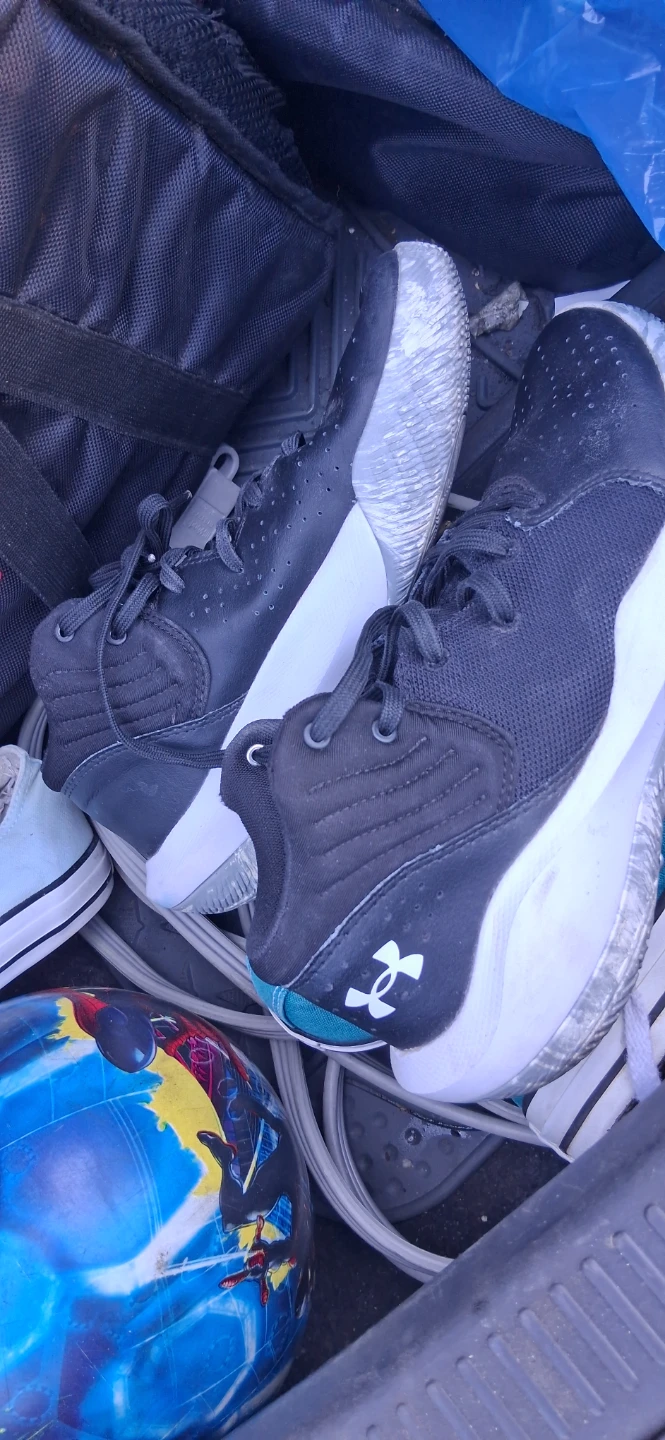 Under Armour Basketball Shoes