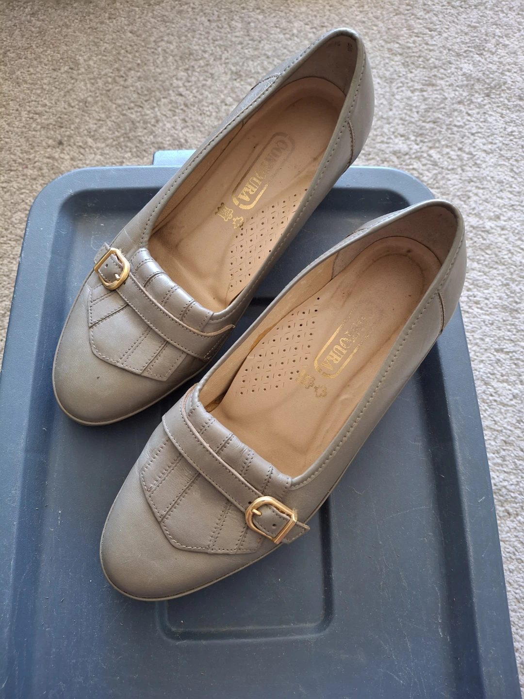 Contura Women's Taupe Shoes