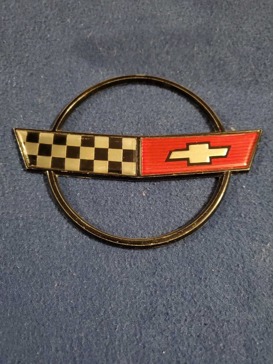Chevrolet Corvette Emblem - photo 2