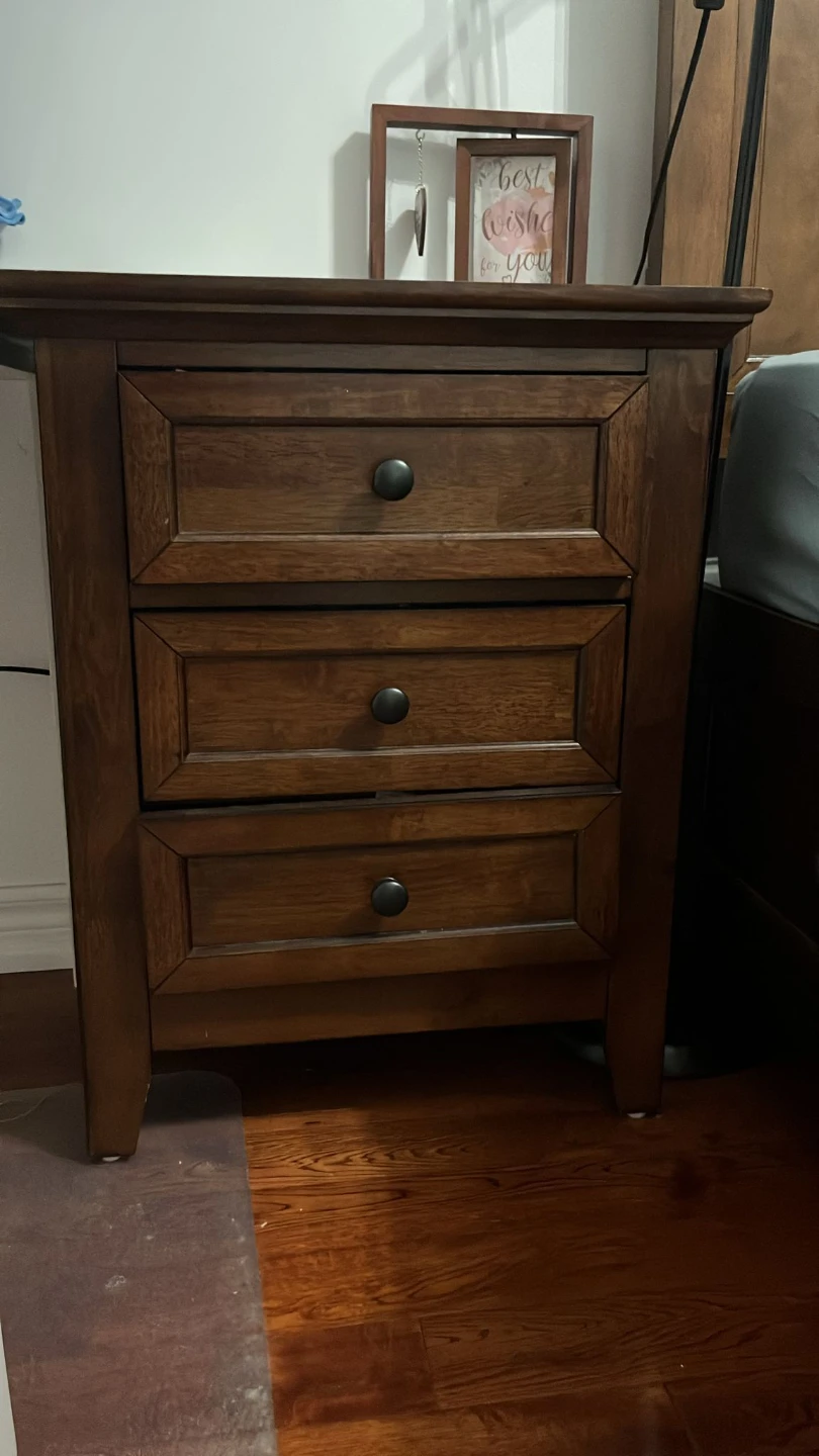 King bed with mattress + 2 chest drawers - photo 4