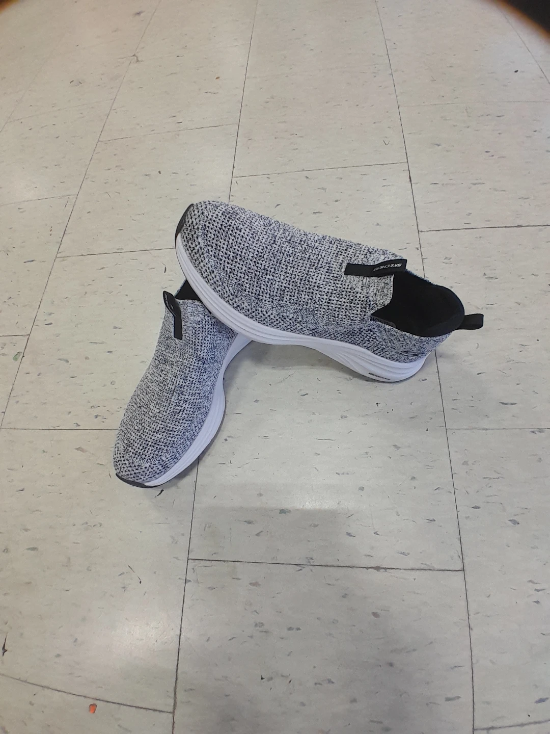 Skechers Men's Slip-On Sneakers Size 12 - photo 4