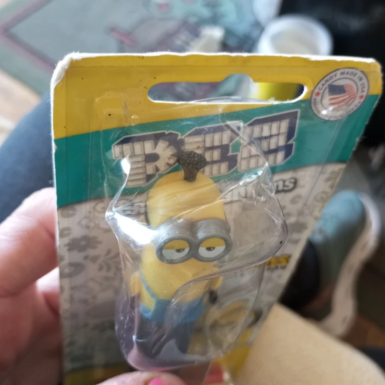 PEZ Minions The Rise of Gru Candy ⚽ Dispenser