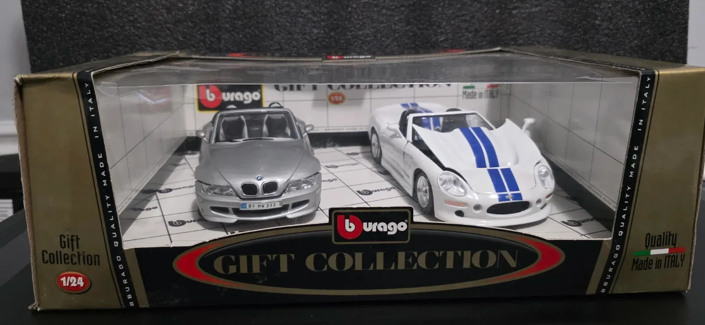 Bburago Gift Collection 1/24 Scale Die-Cast Cars⚽ - photo 2
