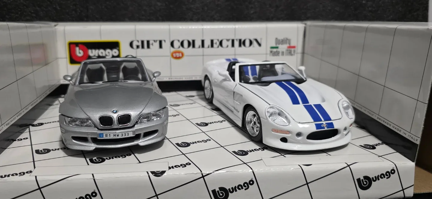 Bburago Gift Collection 1/24 Scale Die-Cast Cars⚽ - photo 5