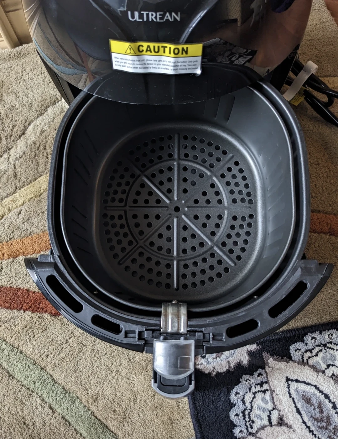 Ultrean Air Fryer and Accessories - photo 2