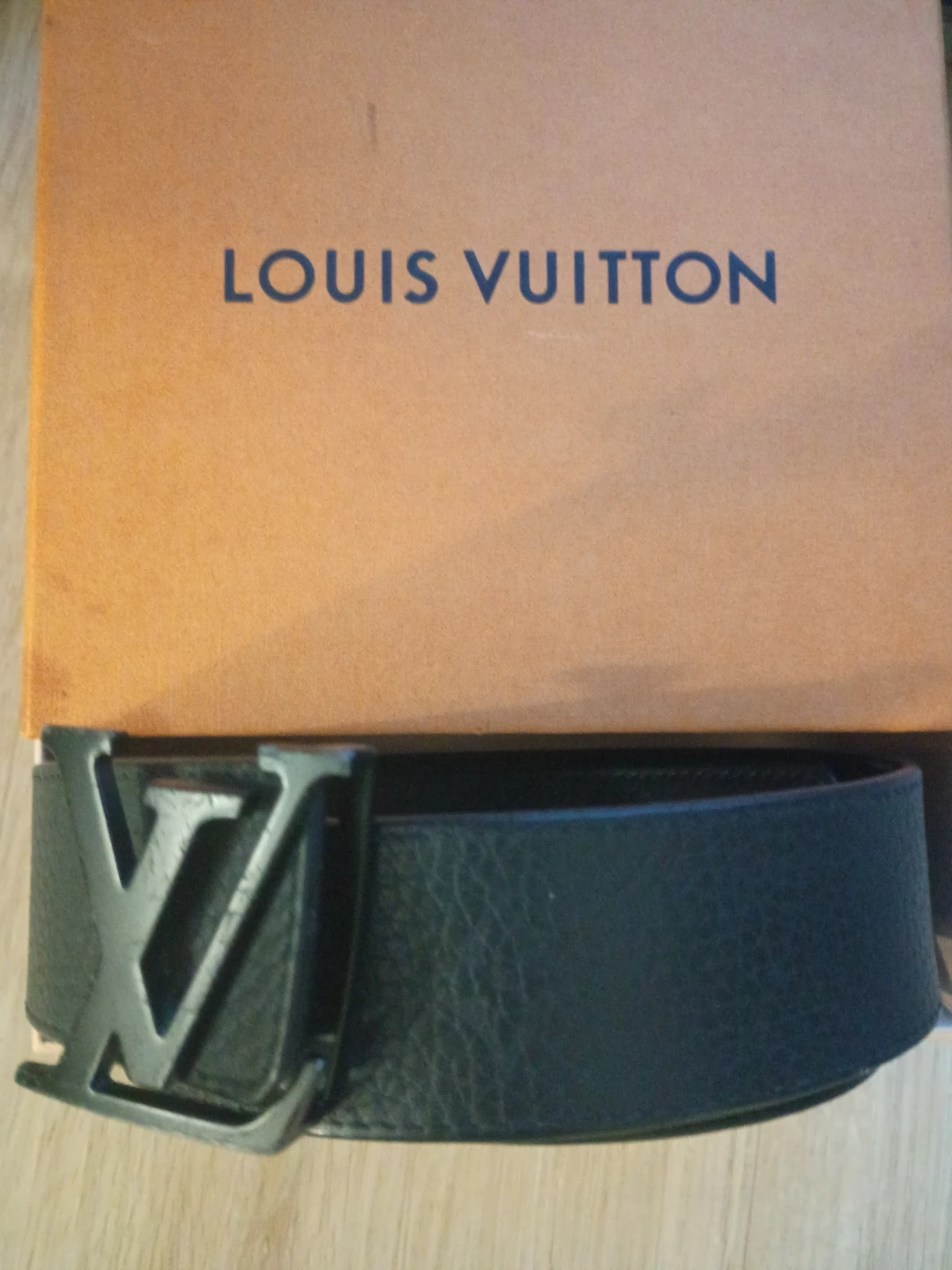 Louis Vuitton Black Leather Belt - photo 2