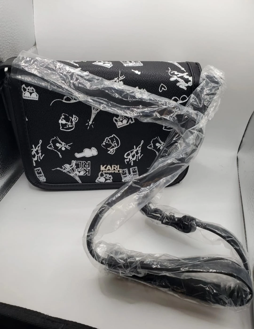 Karl Lagerfeld Black White Print Crossbody Bag - photo 3