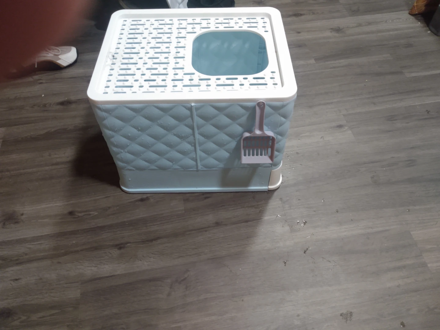 Enclosed Cat Litter Box with Scoop - photo 3