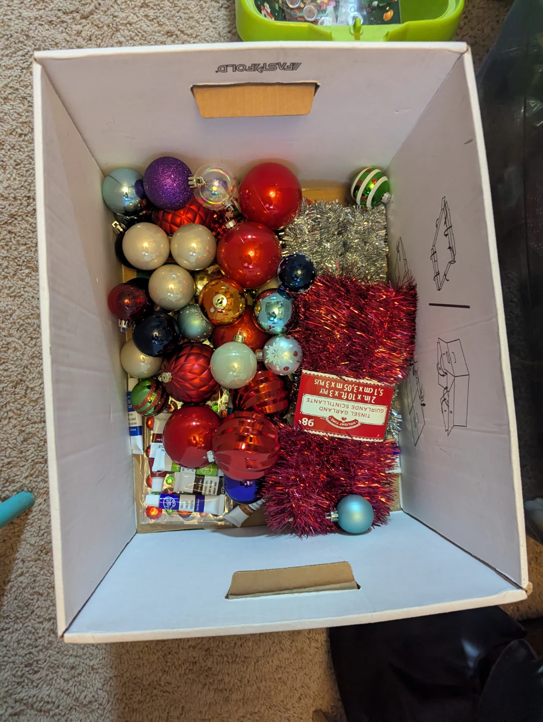 2nd Box of Christmas Craft Supplies BNWT - photo 2