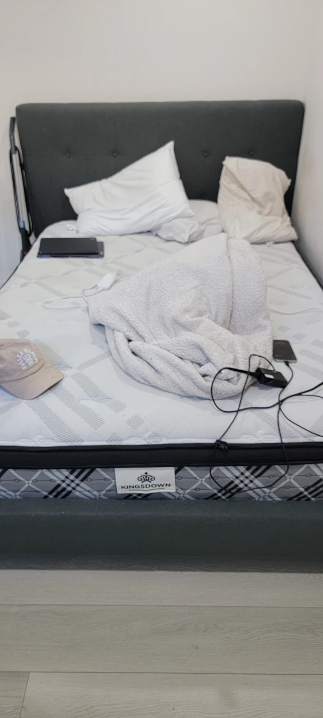 Kingsdown Mattress with bed