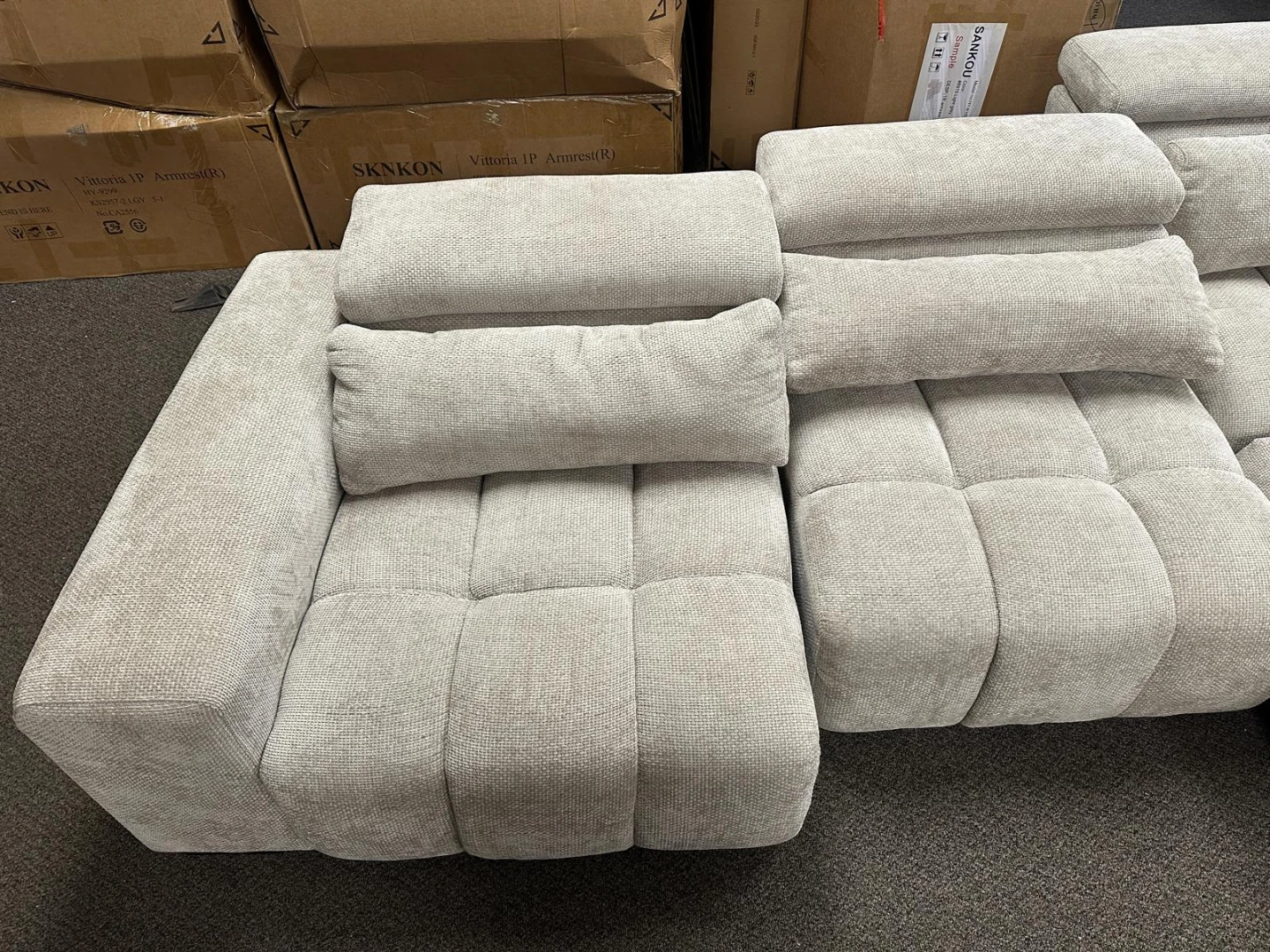 Modern 5-Seater Couch – Brand New - photo 2
