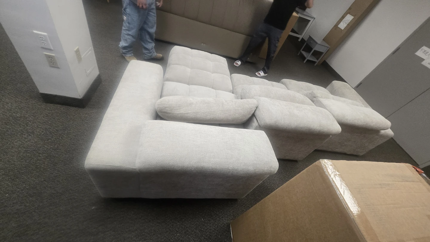 Modern 5-Seater Couch – Brand New - photo 3
