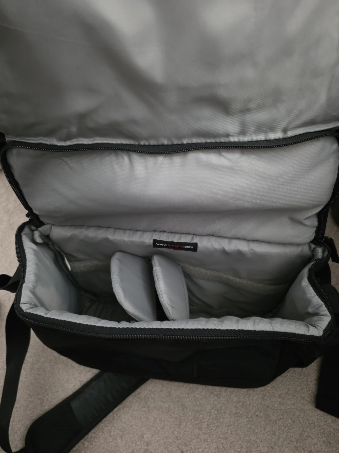 Lowepro Camera Bag - photo 2