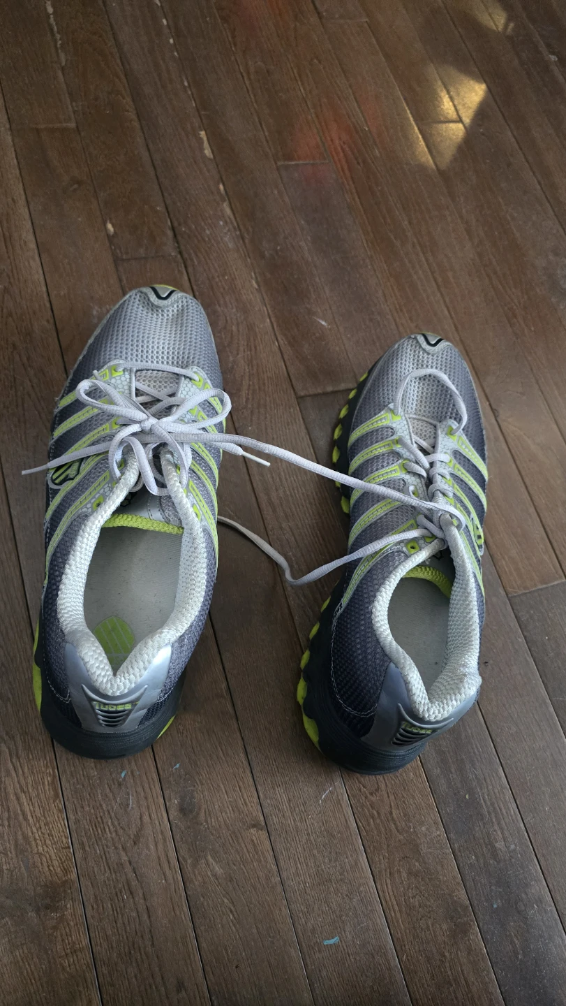 K-Swiss Running Shoes - photo 3