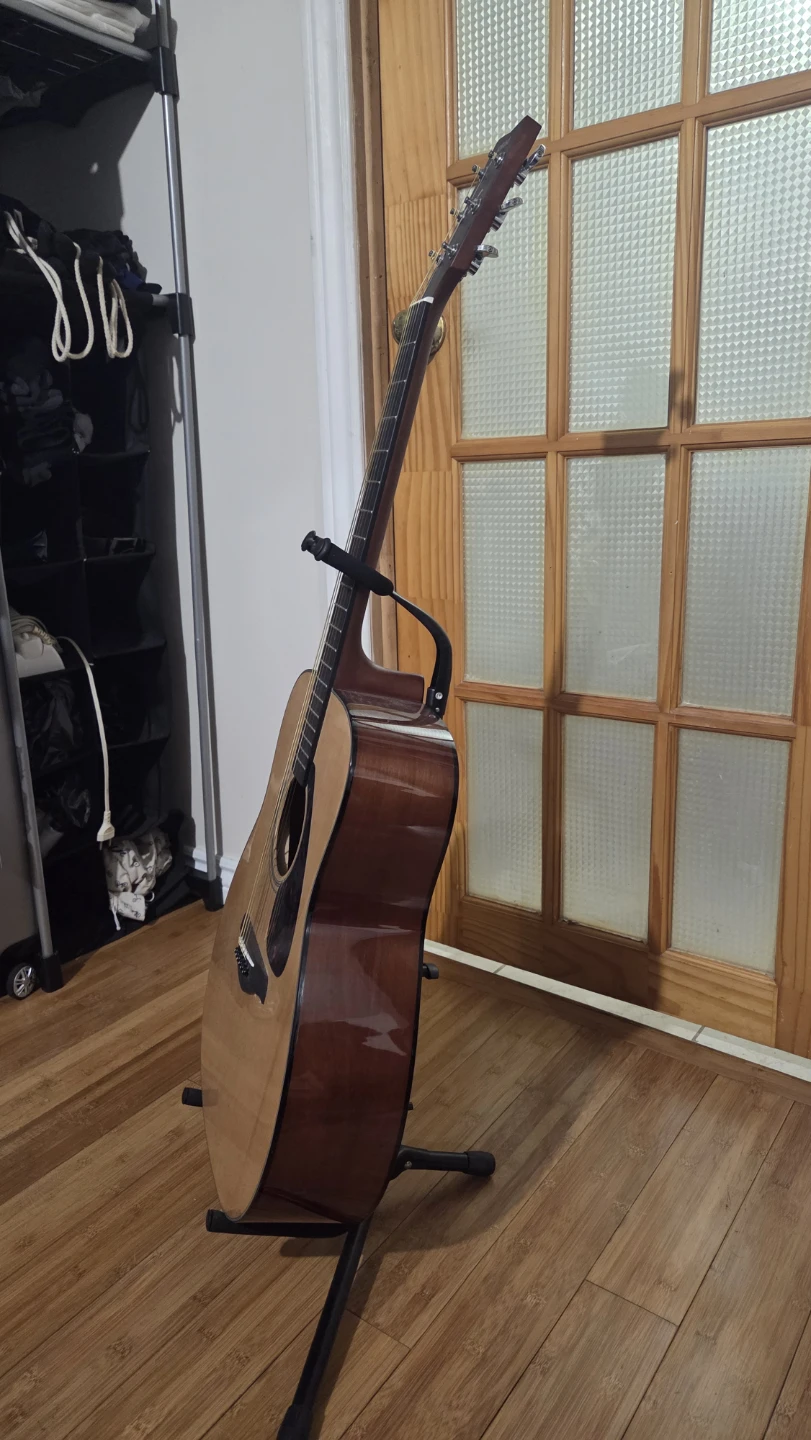 Yamaha Acoustic Guitar - photo 2