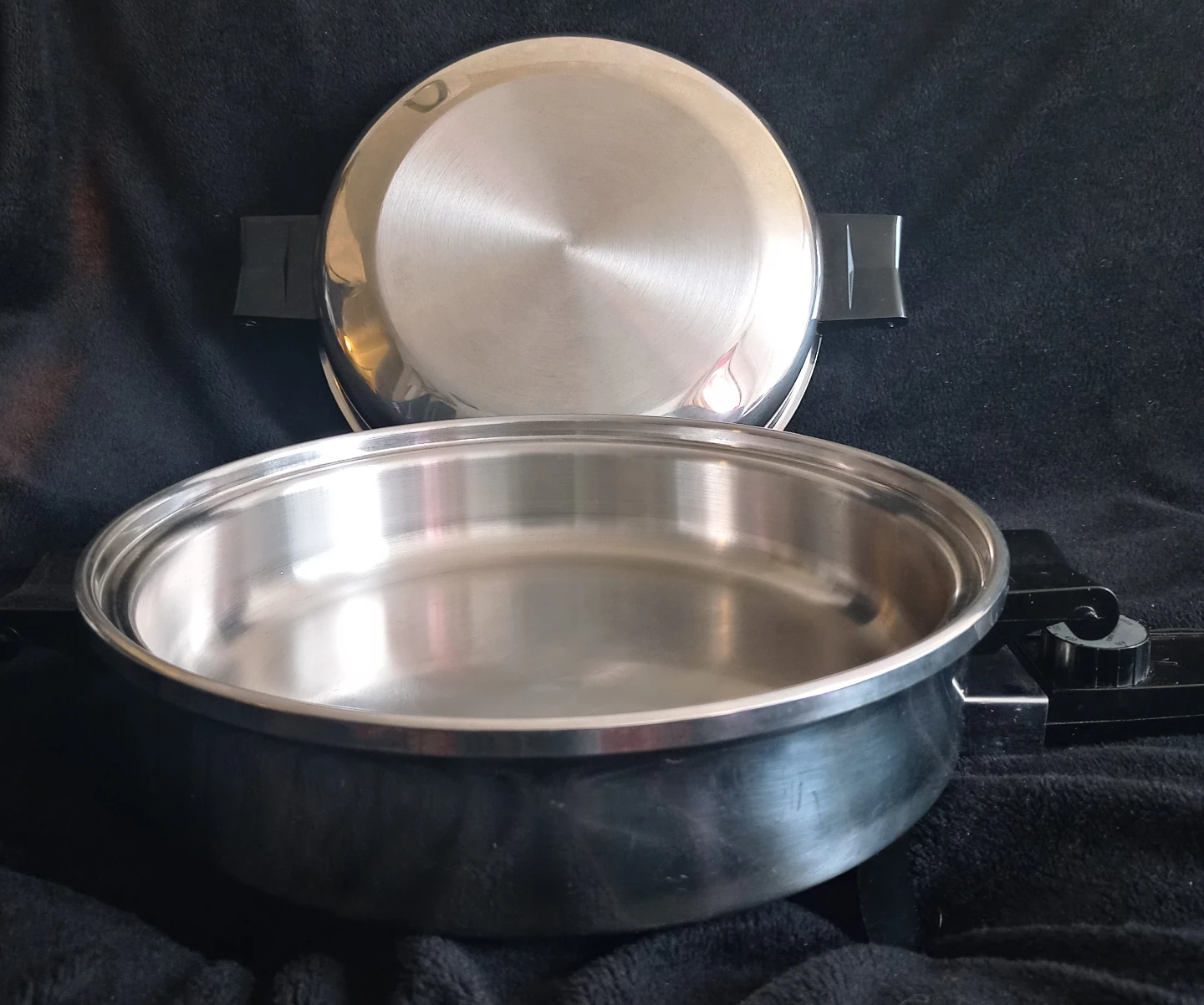 Stainless Steel Oil Core Electric Skillet - photo 2