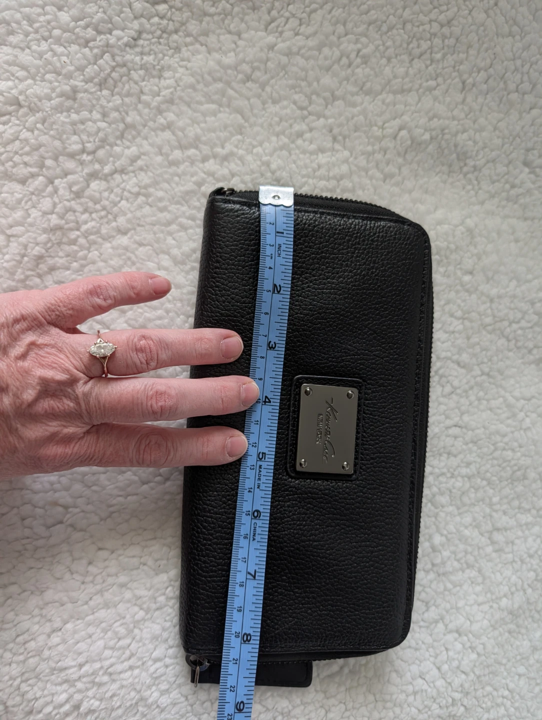 Kenneth Cole Black Leather Zip Around Wallet - photo 5