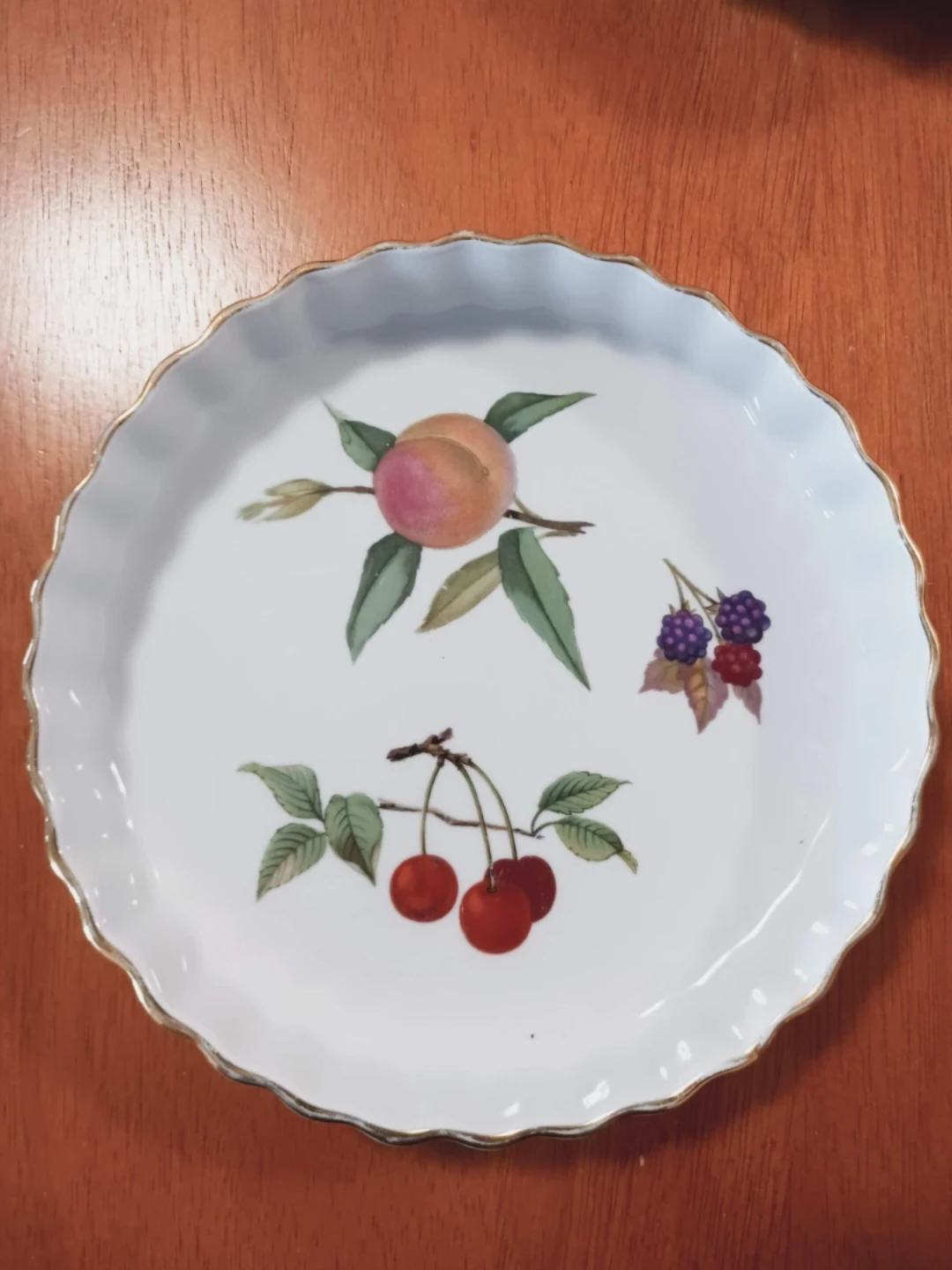 ⚽  Royal Worcester Evesham Porcelain Fruit Plate