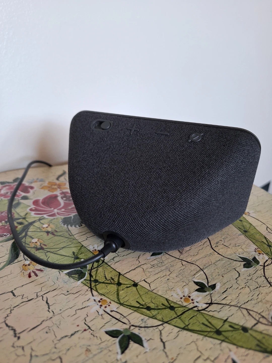 Amazon Echo Show 5 (Newest Model/Charcoal) - photo 2