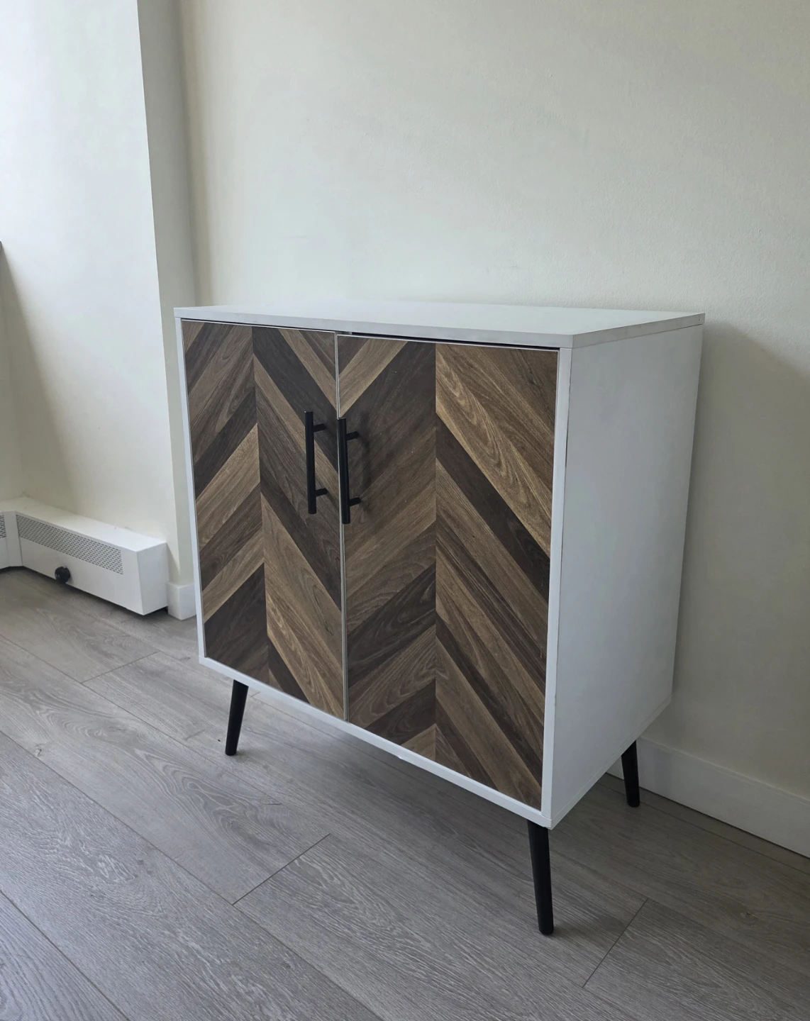 MCM/Rustic Style Record Player Cabinet - photo 2