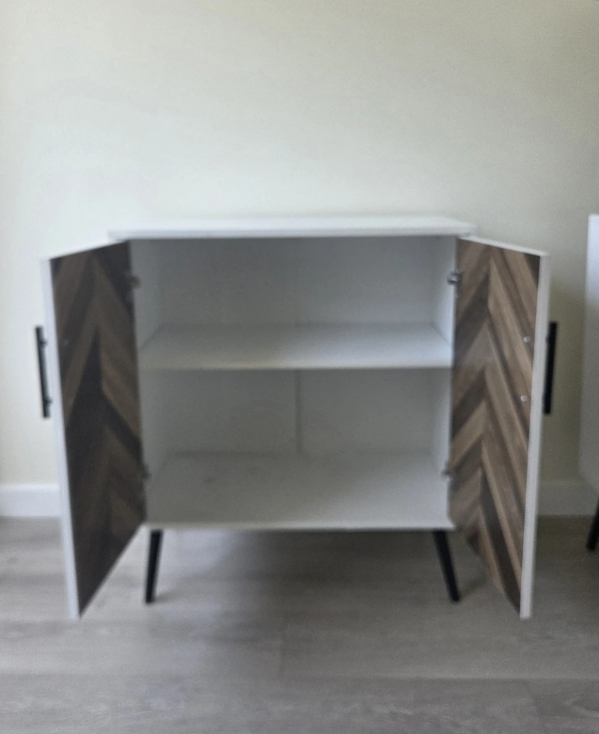 MCM/Rustic Style Record Player Cabinet - photo 4