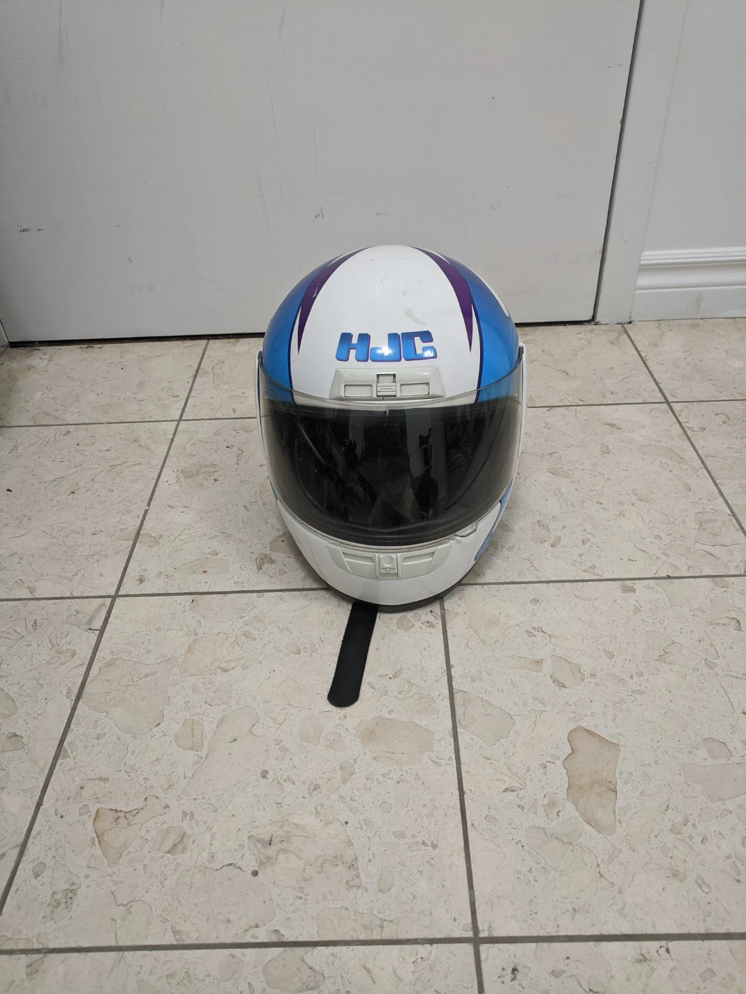 HJC Motorcycle Helmet - photo 2