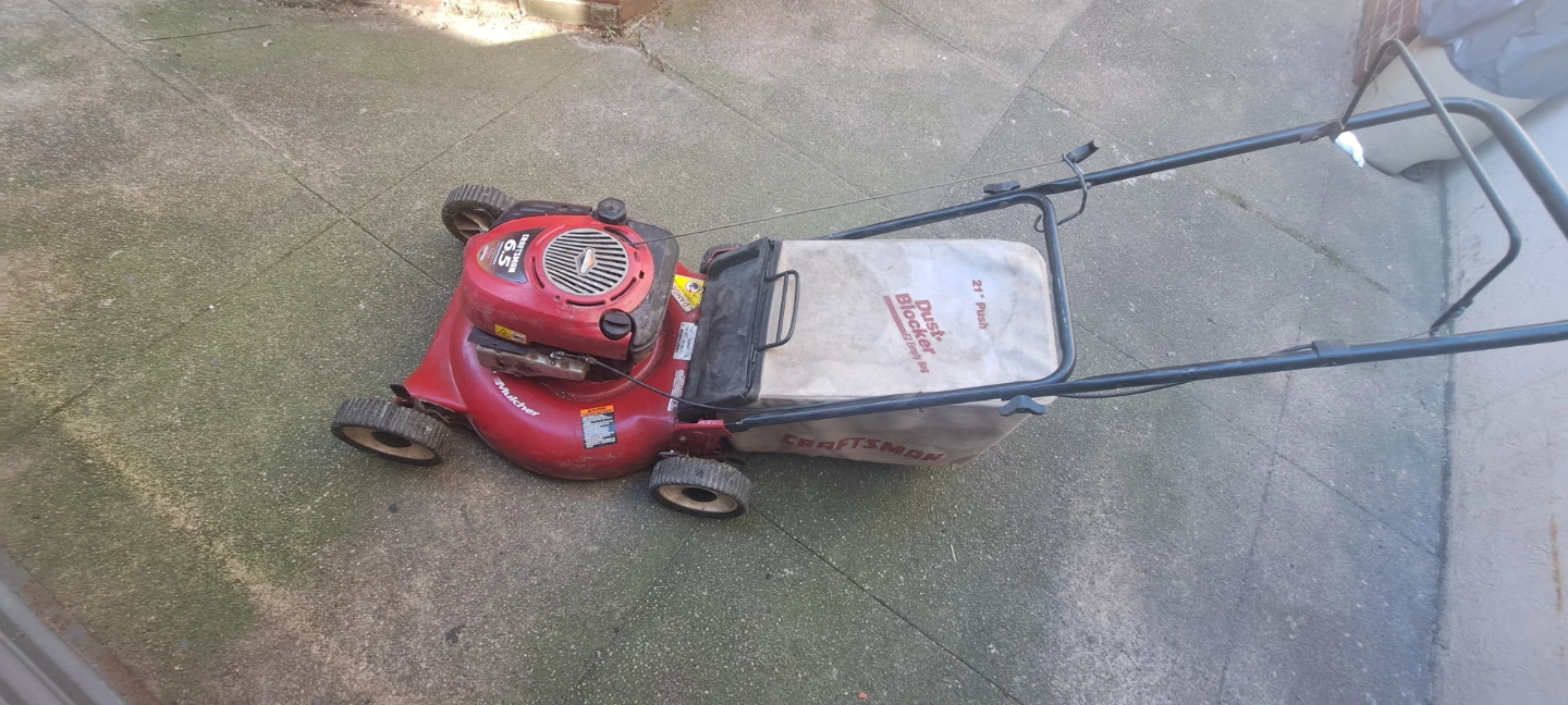 Craftsman 21" Push Mower 6.5 HP Briggs & Stratton