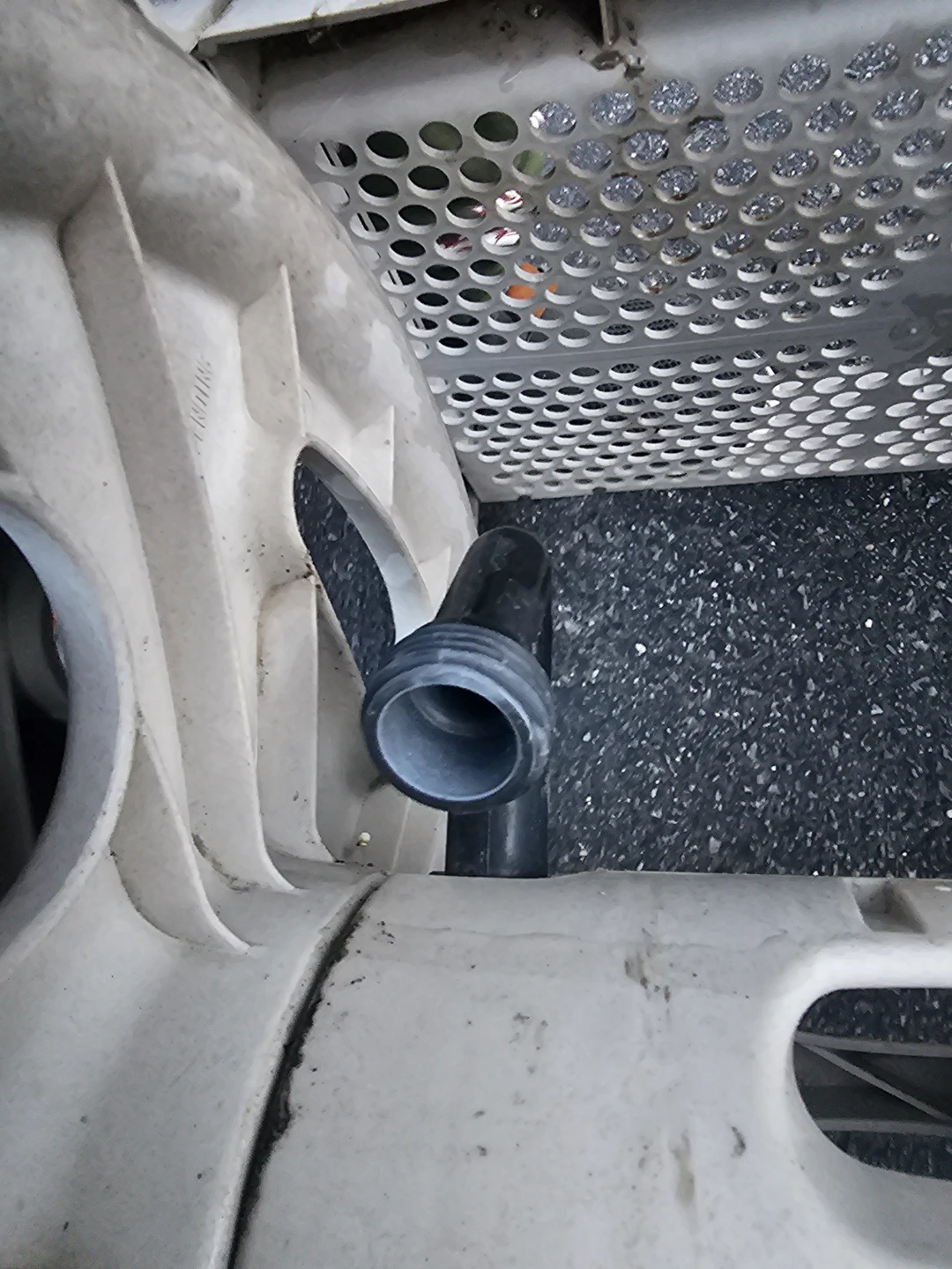 Slide-N-Store Hose Reel Cart - photo 5