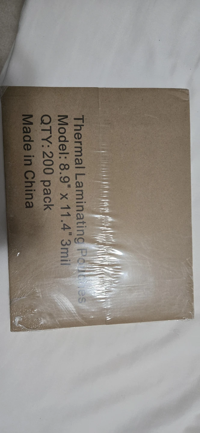 Thermal Laminating Pouches - 8.9" x 11.4"