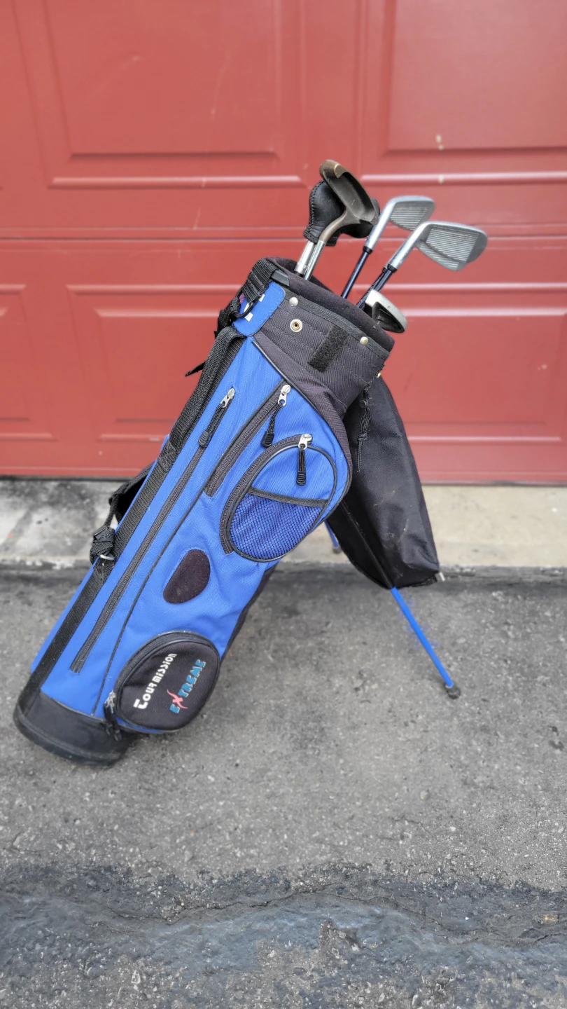 Top Flite Junior Golf Set with Bag-$20