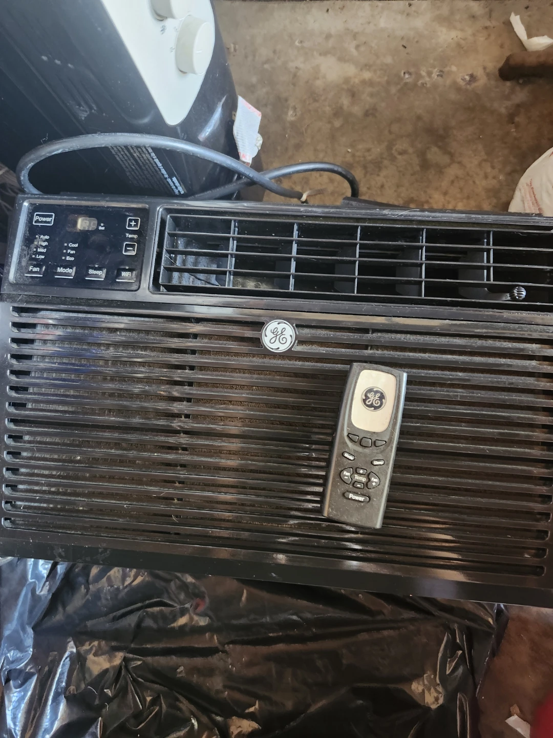 GE Window Air Conditioner with Remote