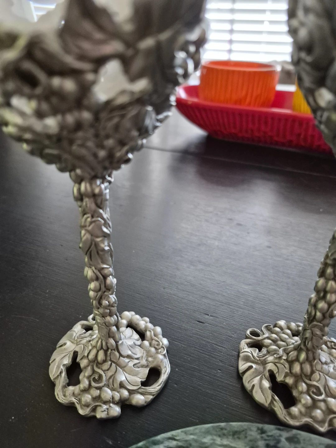 Ornate Pewter Grape-Themed Wine Glasses and Cheese Board Set - photo 5