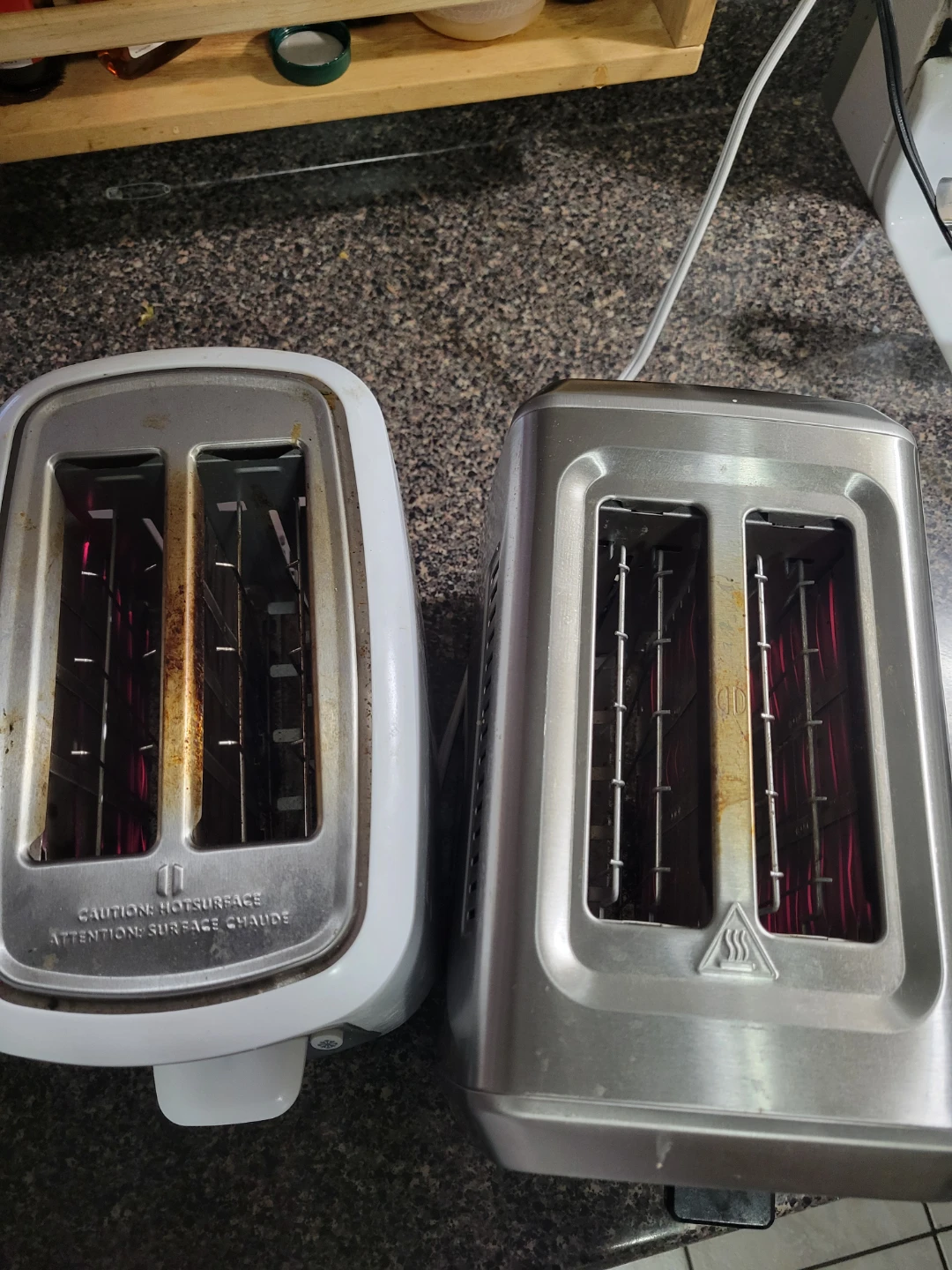 2-Slice Toasters (White and Stainless Steel)