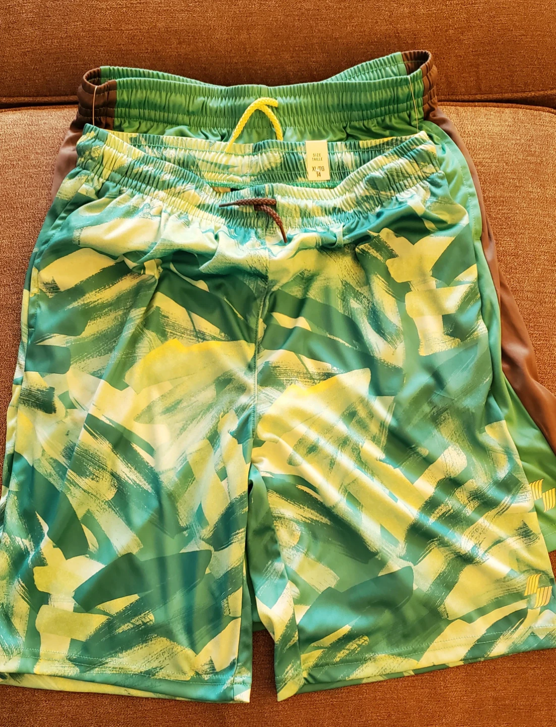 Boys Shorts Size 14 - photo 3