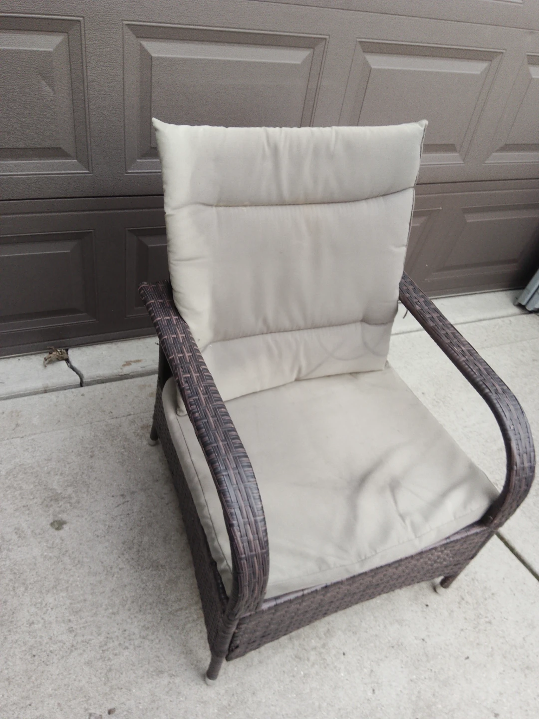 Wicker Patio Chair with Cushion - photo 3